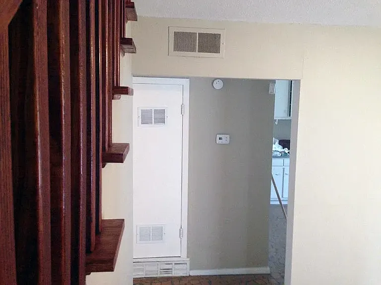 3570 Pearson Rd — Photo 3