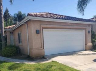 142 Twins Ct, Reedley, CA 93654