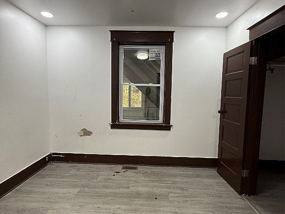 5th image of 1005 Pine St #1