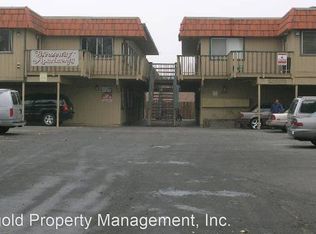 1119 N Sanborn Rd #11, Salinas, CA 93905