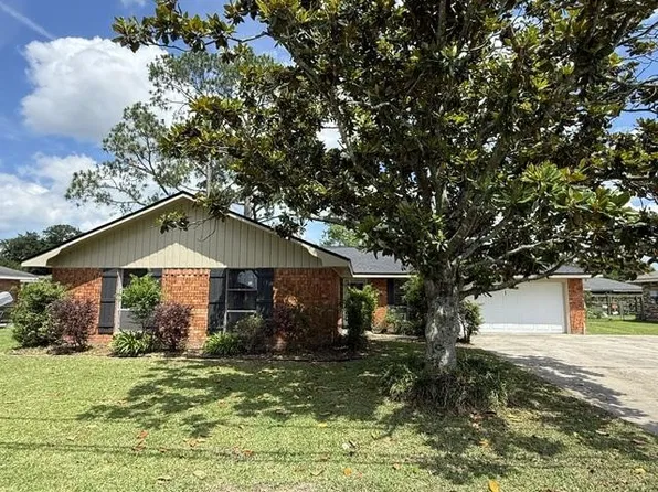 411 Lee Dr, Houma, LA 70301