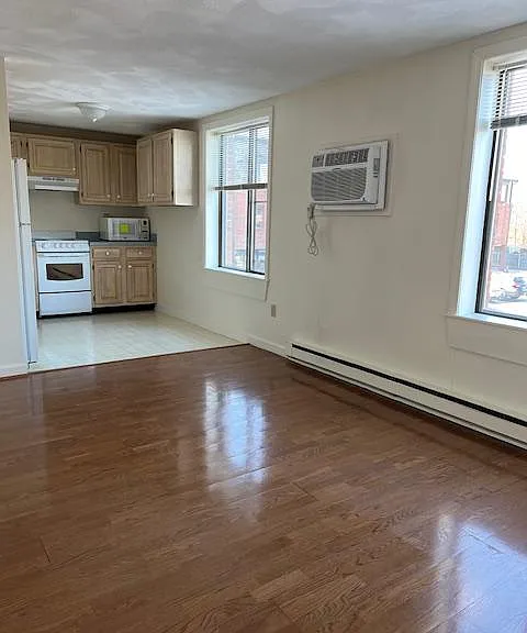 38R Enon St #203 — Photo 2