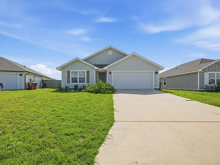 941 Sandbar Loop — Photo 1