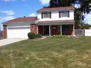 42494 Bobjean St, Sterling Heights, MI 48314