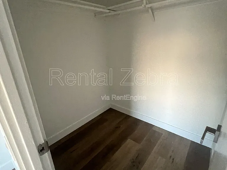 Vista Linda Apartments — Photo 41