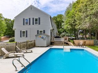 2 Nairn Rd, Bourne, MA 02532