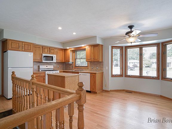 2nd image of 4239 Wilfred Ave SW