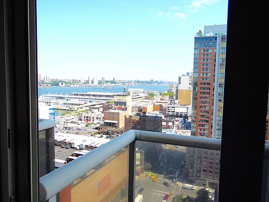 Rented by Citi Habitats | media 25