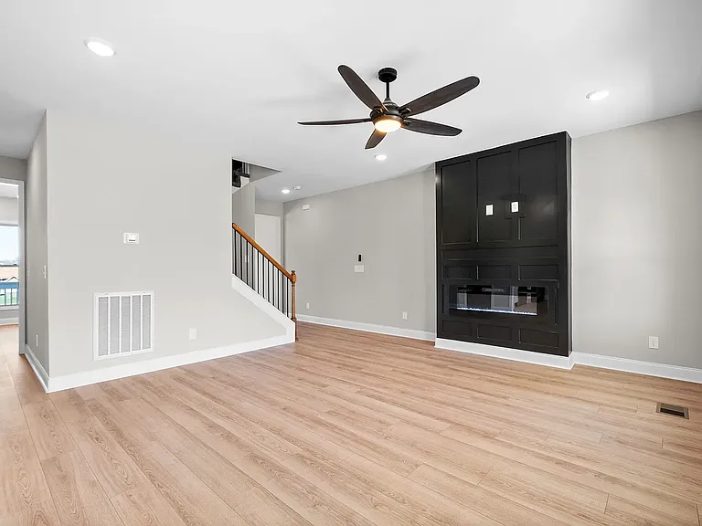 248 Bluebell Dr — Photo 13