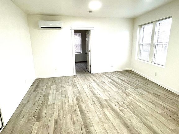 4th image of 2127 Williams Ave APT 3