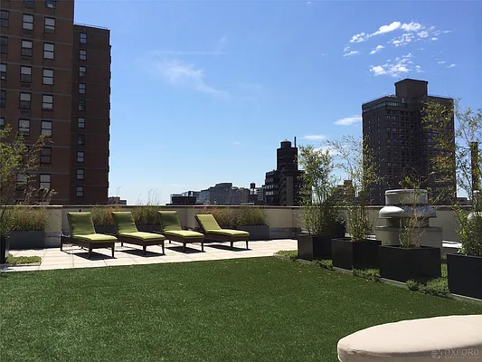 Rented by Oxford Property Group | media 10