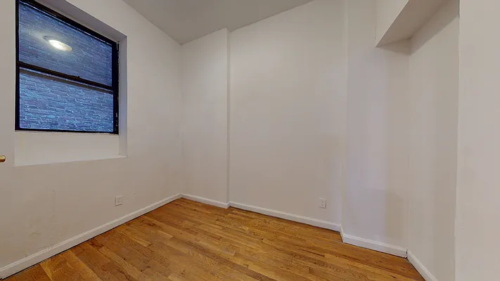 Rented by Bond New York | media 22