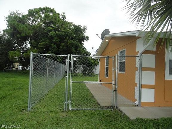 4th image of 420 Canyon Dr S