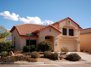 10100 N Pitchingwedge Ln, Tucson, AZ 85737
