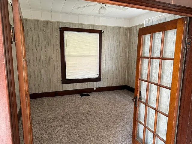 406 W Sycamore St #A — Photo 4