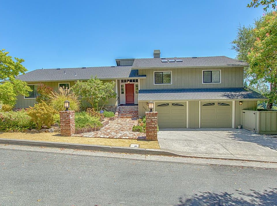 1st image of 208 Calcita Dr
