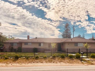 2525 S Clovis Ave, Fresno, CA, 93727