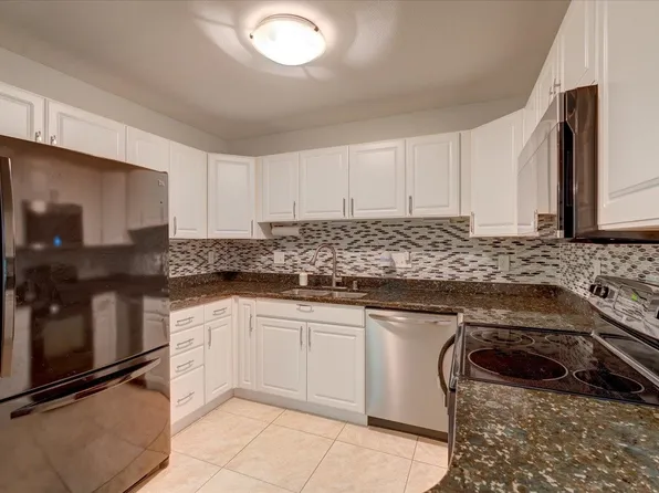 4450 Gray Rd, Deforest, WI 53532