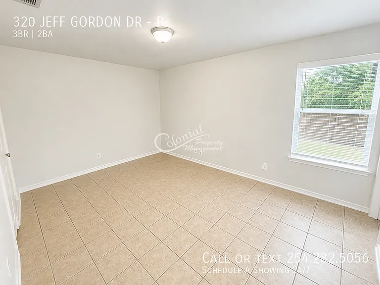320 Jeff Gordon Dr #B — Photo 10