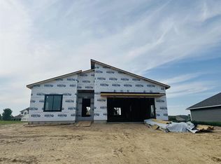 2115 Eastridge Cir, Reedsburg, WI 53959