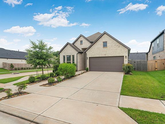 4th image of 10718 Blossom River Dr