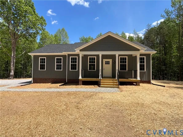 154 Ashburn Rd, Cumberland, VA 23040