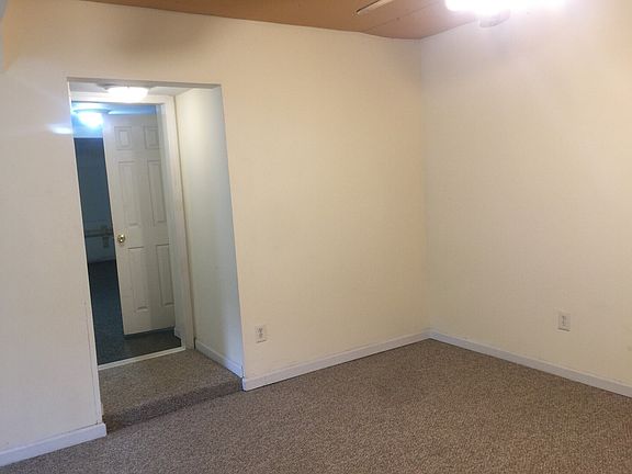 4th image of 134 Whispering Oaks Way