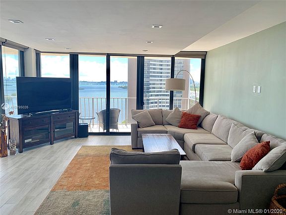 3rd image of 780 NE 69th St APT 1701