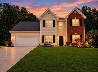 1586 Riesling Dr, Dacula, GA 30019