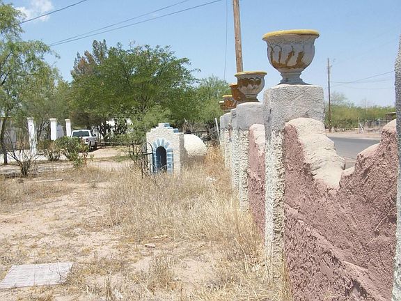 3rd image of 5031 W Camino Tierra