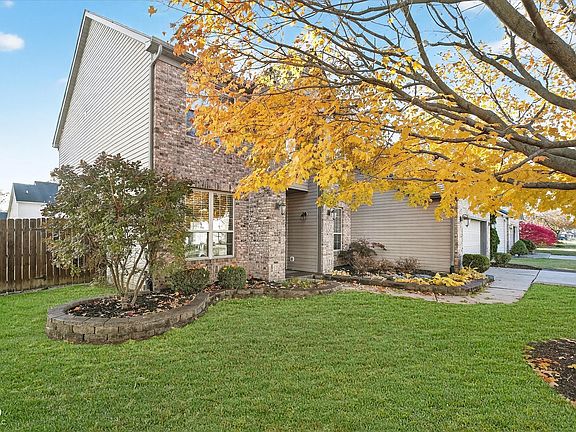 3rd image of 6713 Eagles Wing Dr