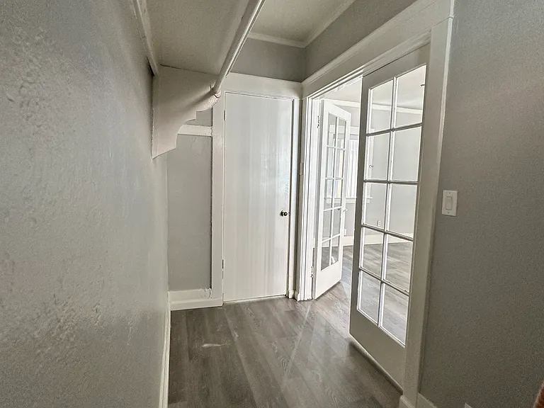 729 Elm Ave #6 — Photo 9