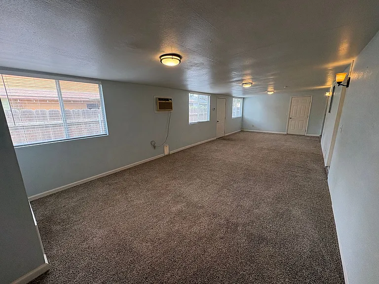 1927 S Julieann Ct — Photo 25