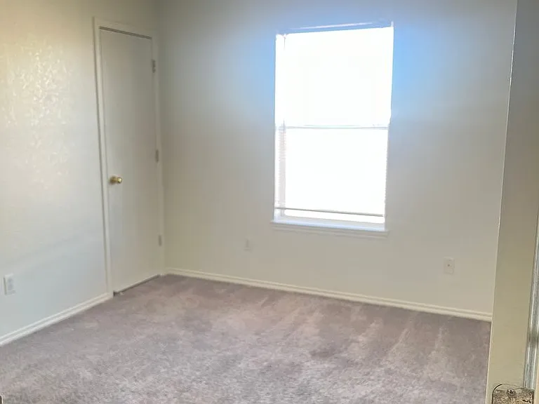2700 Edgefield St — Photo 11