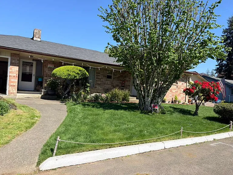 1438 Fones Rd SE #A — Photo 4