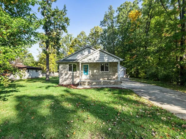 48020 Fuller Rd, Chesterfield, MI 48051