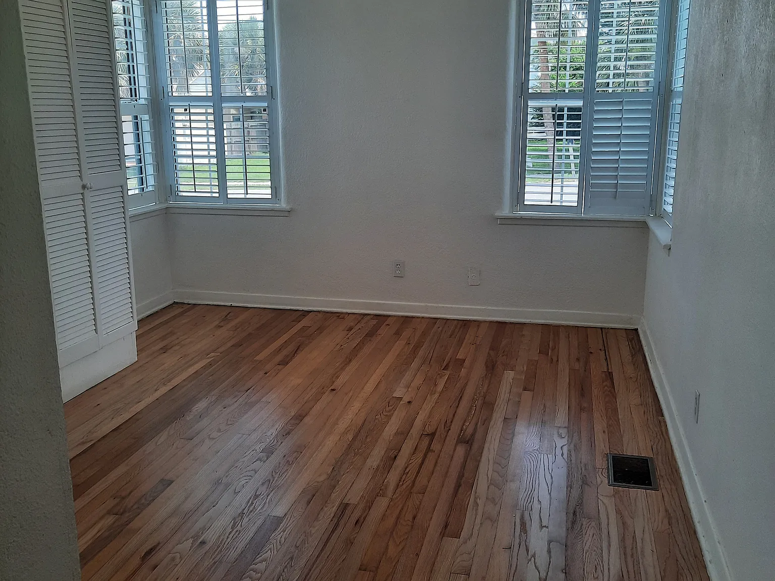 2 bed, 1200 sqft, $1,599 — Photo 3