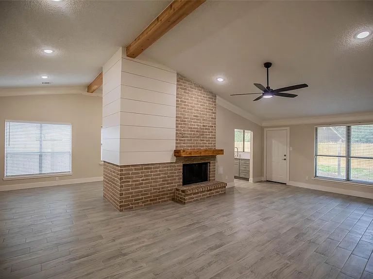 3919 Wintergreen Dr — Photo 2