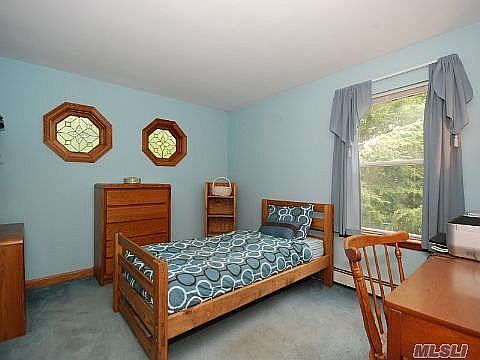 3rd image of 19 Abbey Ln