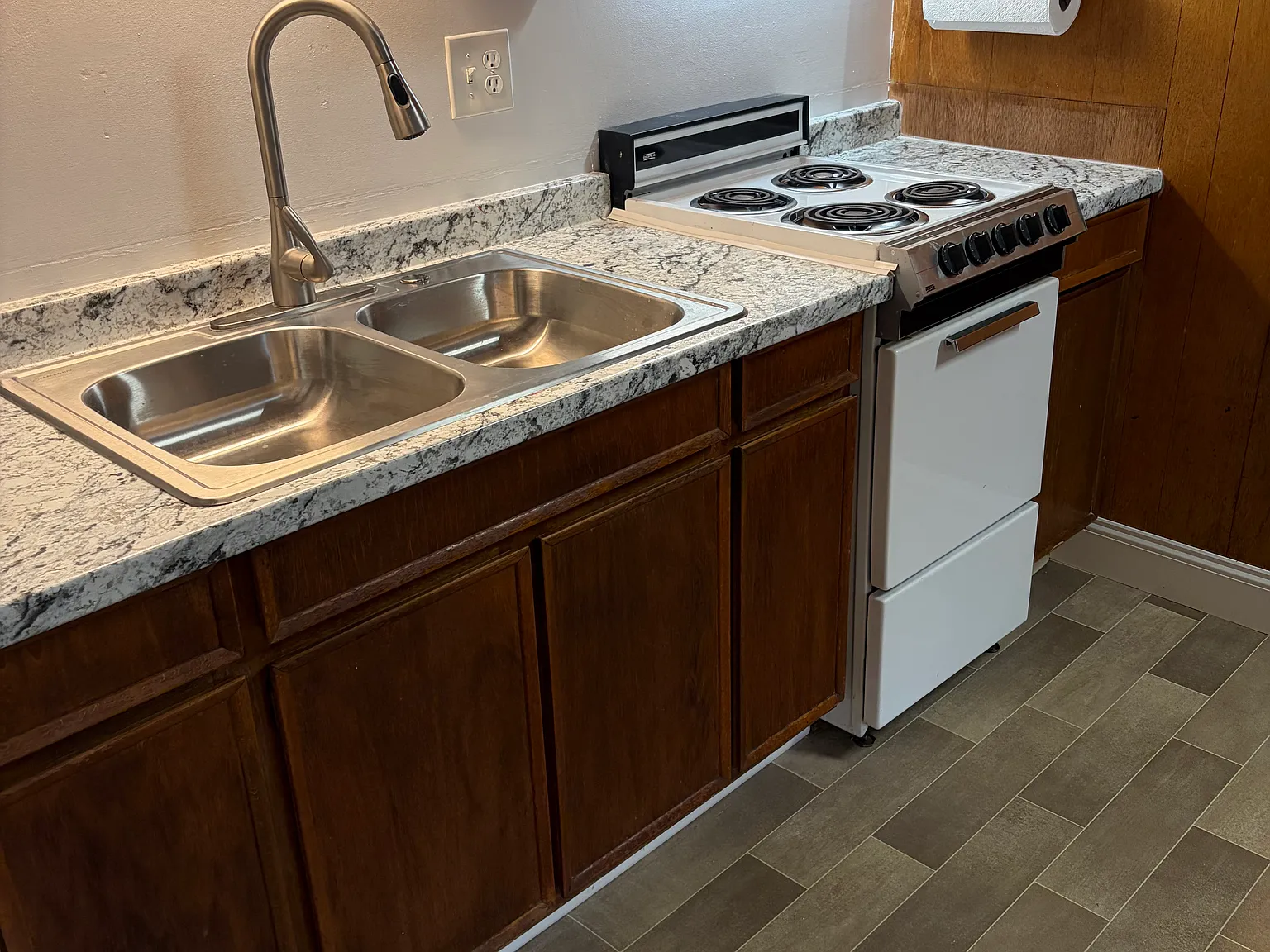 1 bed, 550 sqft, $1,595 — Photo 2