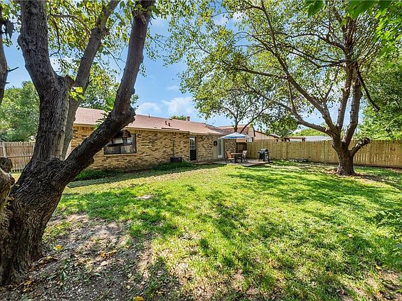 3rd image of 7149 Newcastle Pl