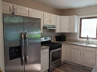 720 Newcastle Dr #A, Schererville, IN 46375