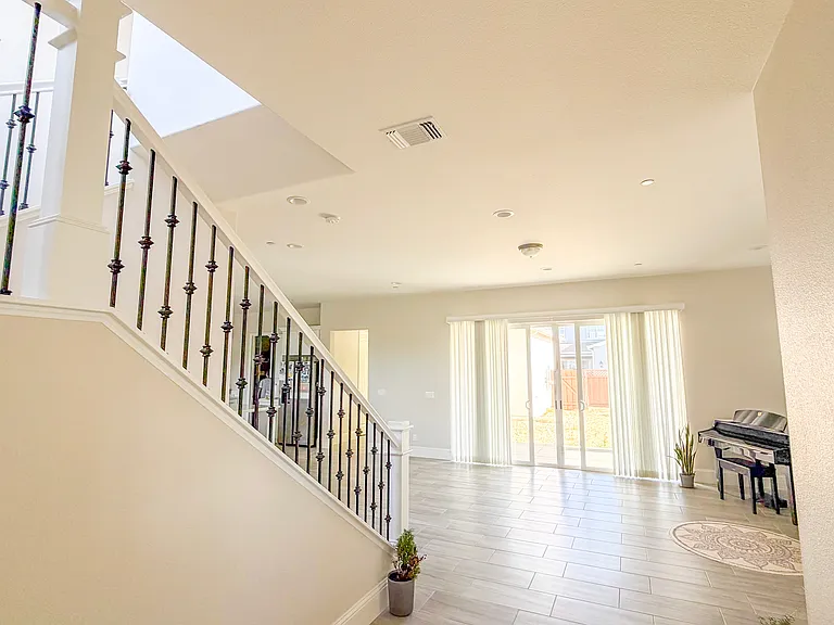 473 Marina Heights Dr — Photo 2