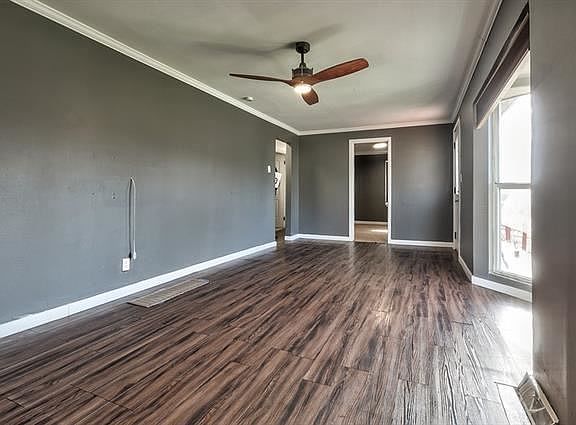 5th image of 5614 Sloan Ave