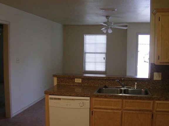 5th image of 6116 Willis St