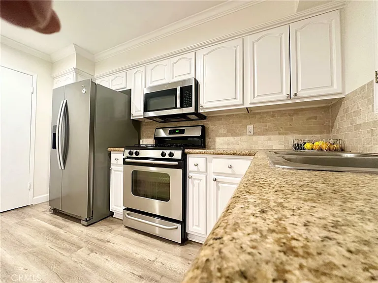 1433 S Beverly Dr #1433 — Photo 17