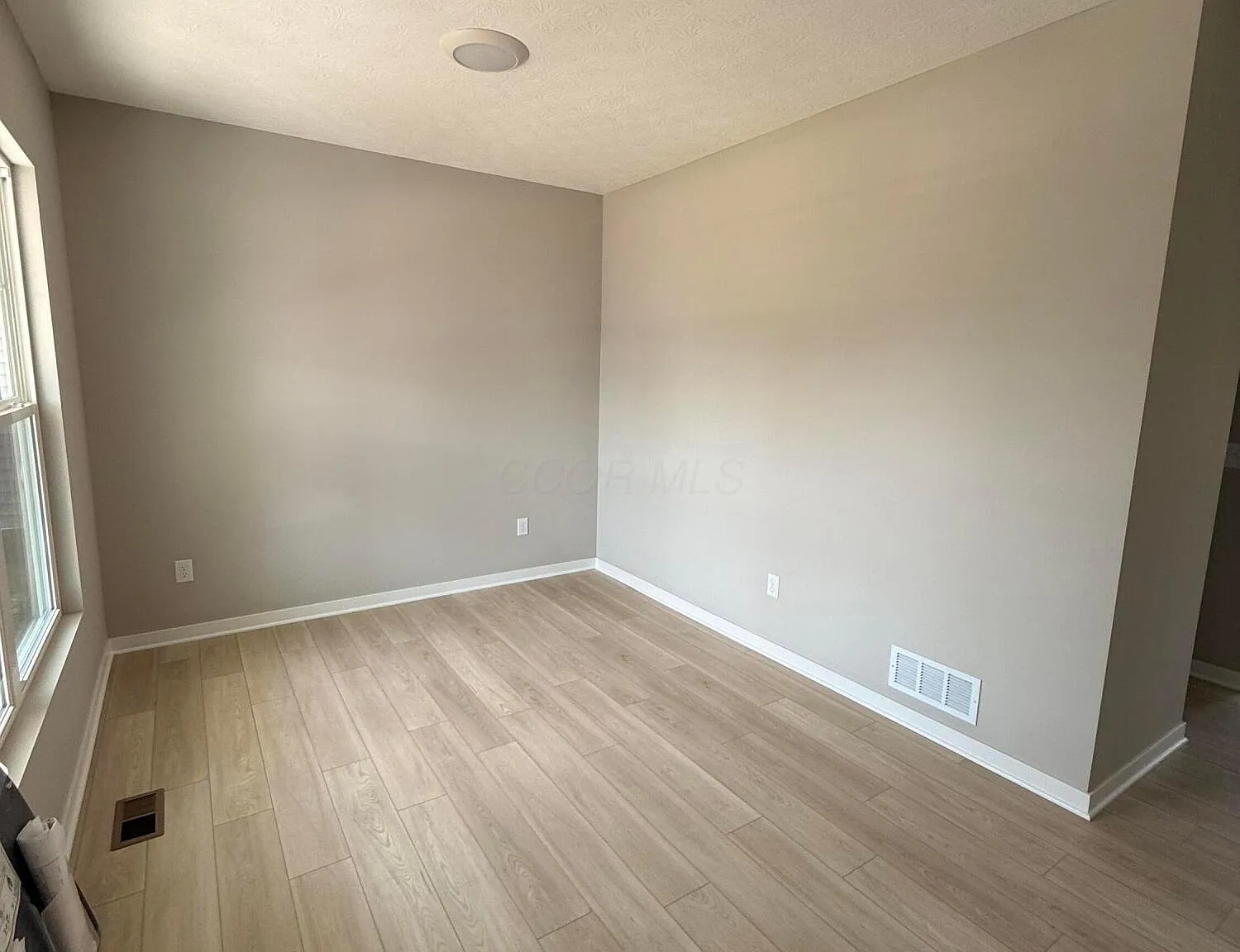 3 bed, 2.5 bath, 1728 sqft, $2,895 — Photo 4