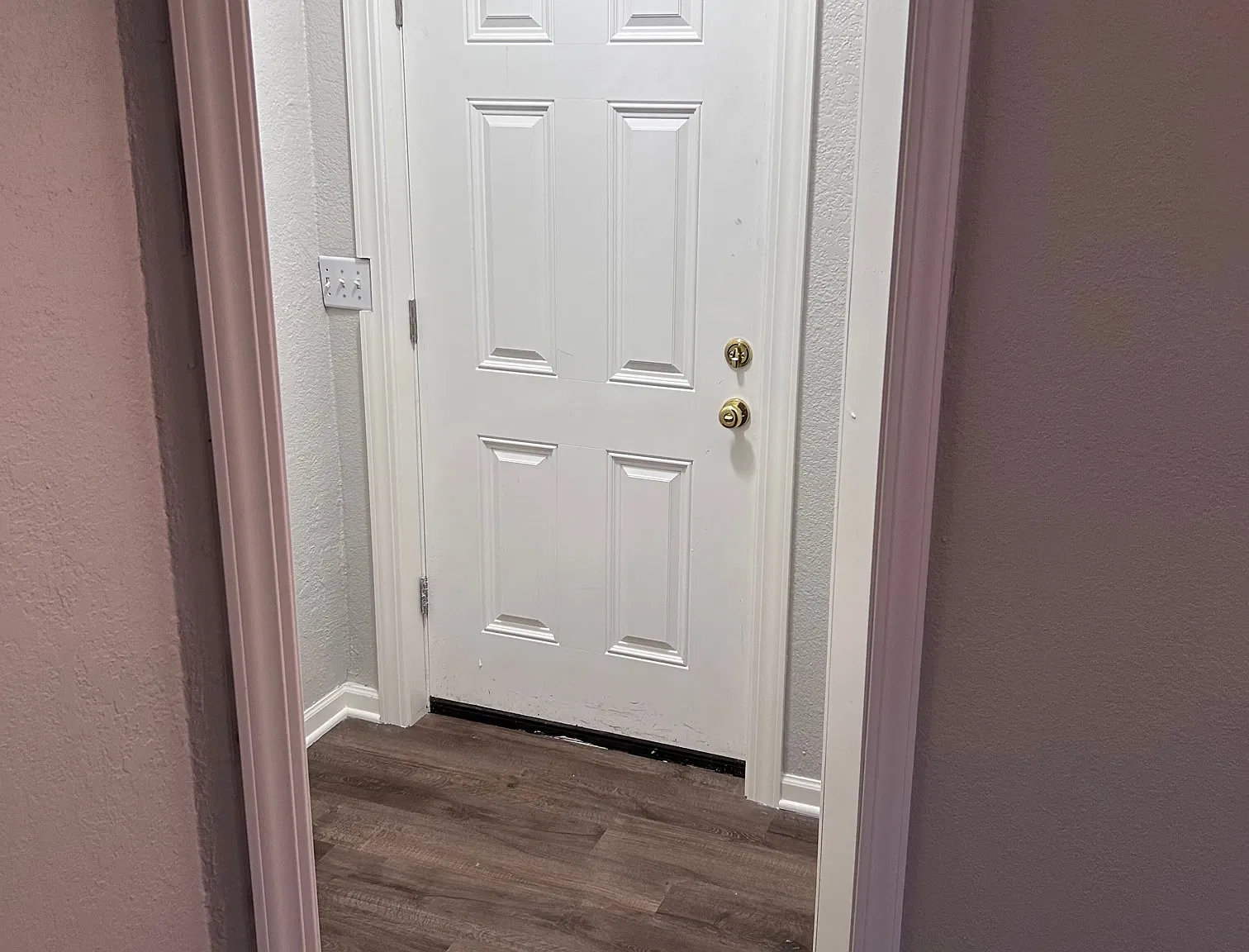 2 bed, 972 sqft, $1,300 — Photo 2