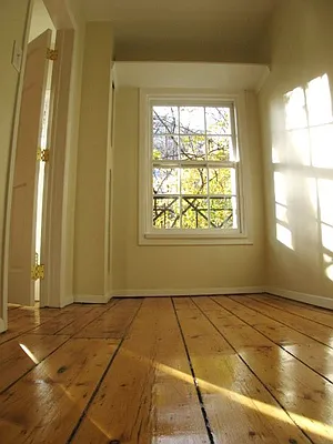 Rented by Downtown Realty Group LTD | media 39