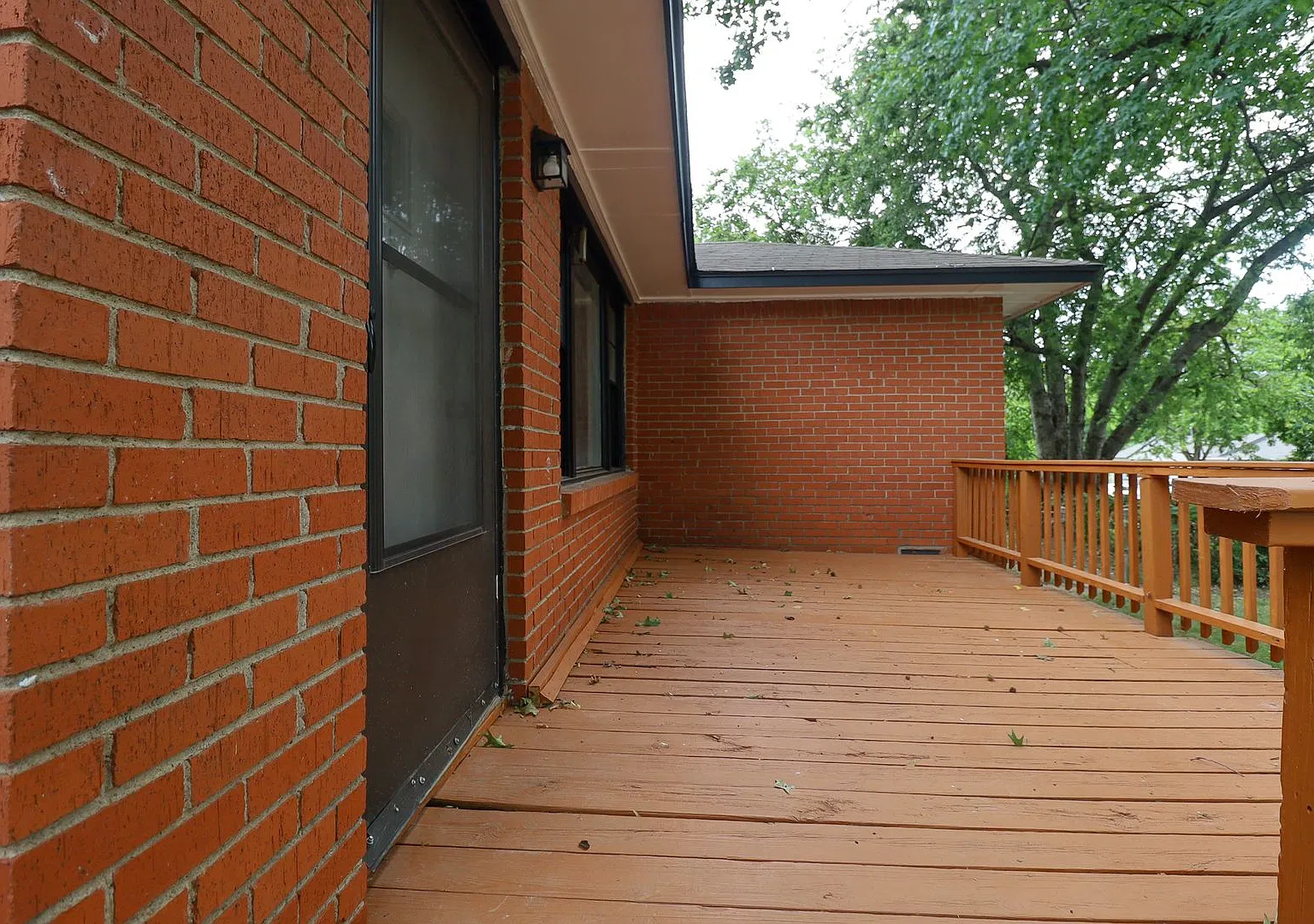 Cute Tulsa Home Available 11/14! 3 bedrooms and 2 bath — Photo 4